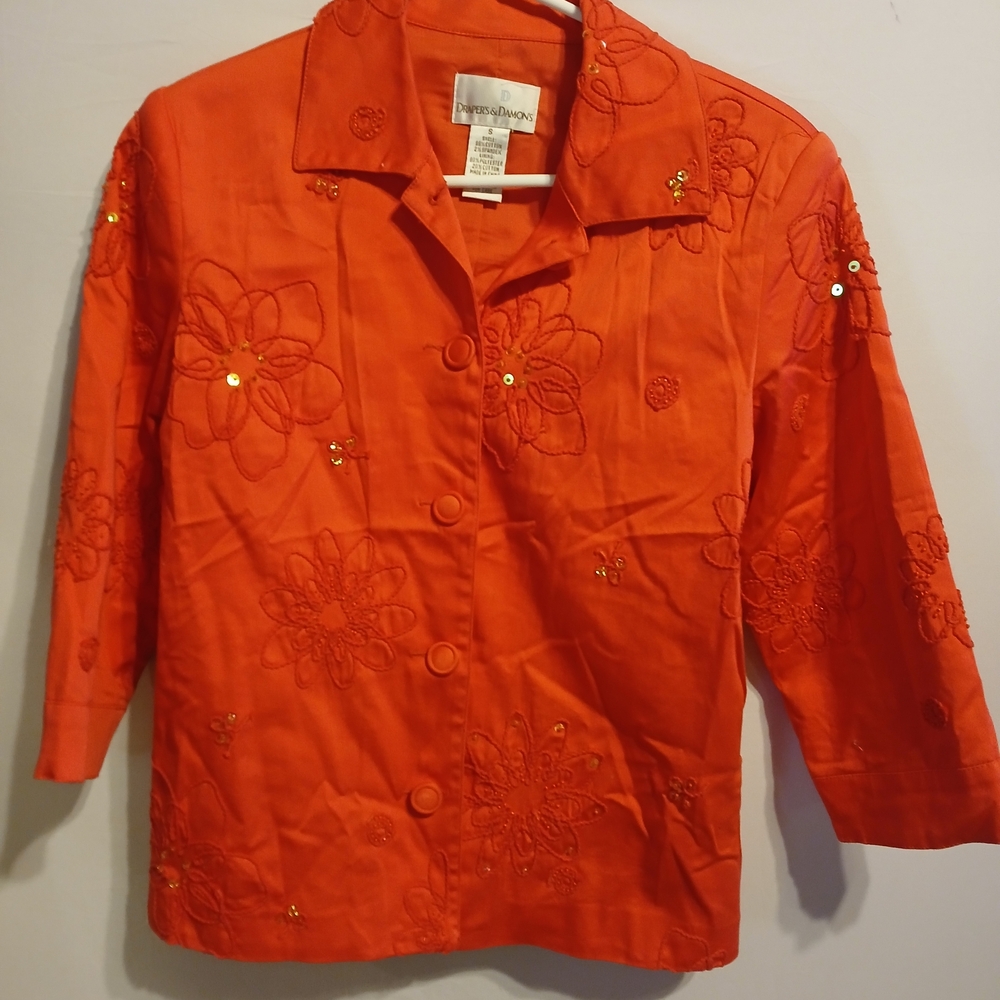 Drapers & Damons Red Embroidered Flowers Small Women's Blazer